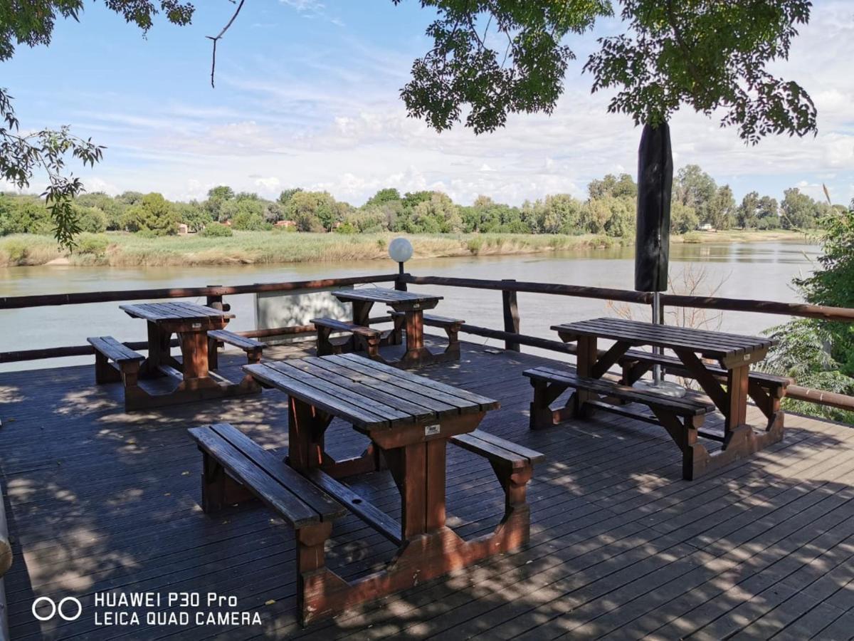 Moonriver Guesthouse Upington Exterior foto