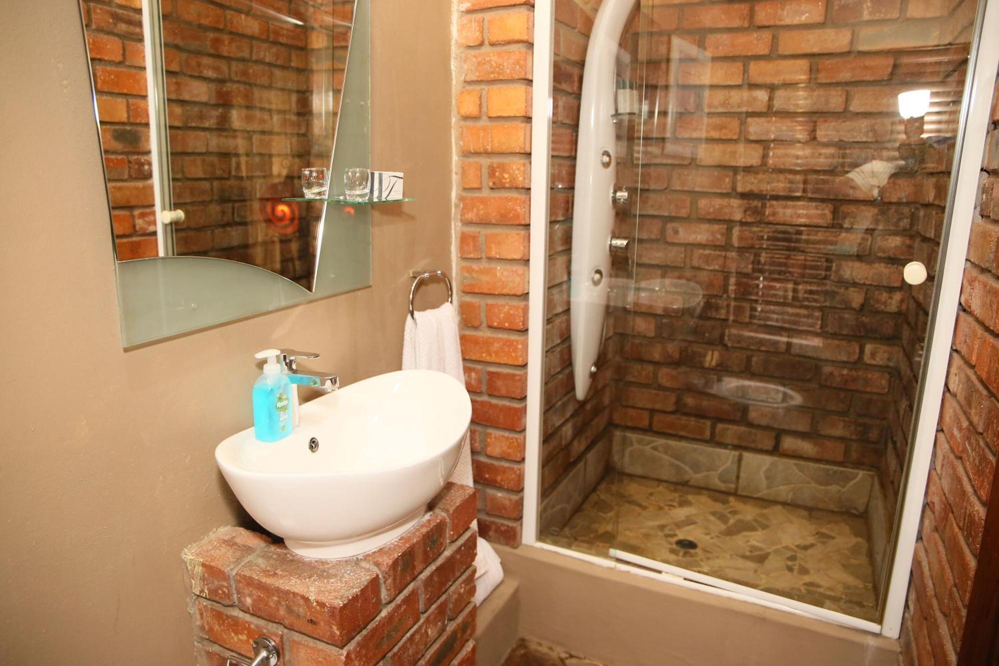 Moonriver Guesthouse Upington Exterior foto